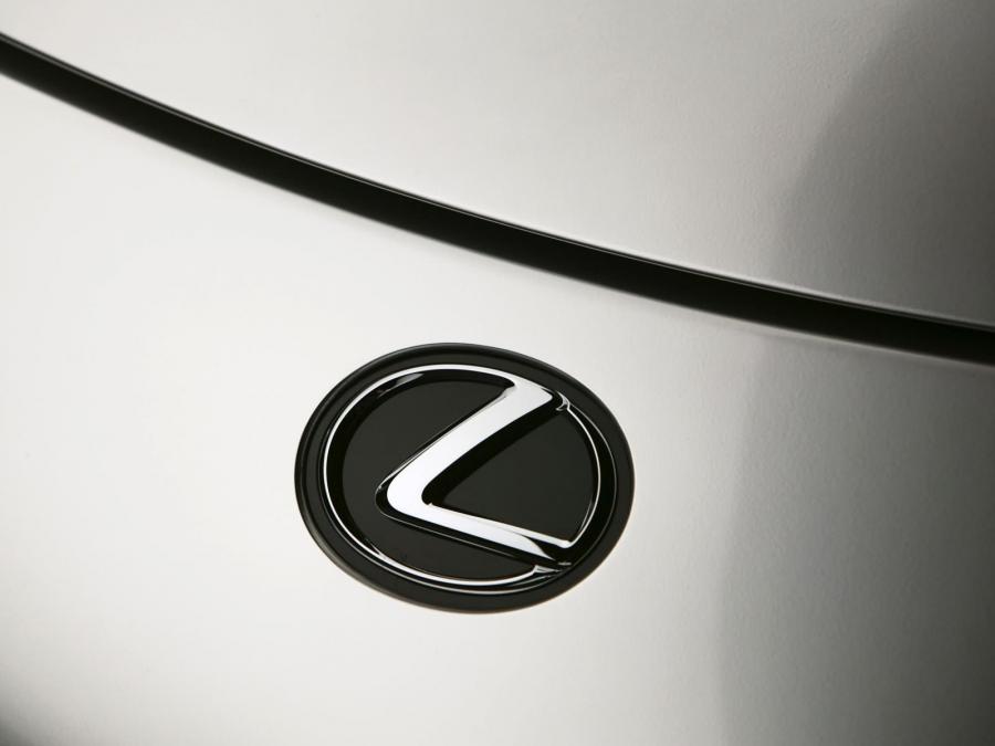  Lexus LF-A Concept 2007 года  (фото 13 из 80)